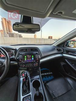 Nissan Maxima